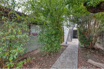 521 W Ashlan, Clovis, CA 93612 - Photo 4