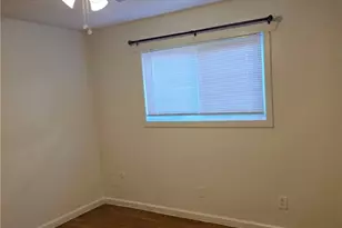 521 W Ashlan, Clovis, CA 93612 - Photo 16