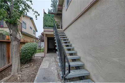 531 W Ashlan, Clovis, CA 93612 - Photo 10