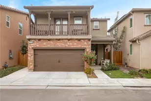 6280 E Vly Edge Dr, Fresno, CA 93727 - Photo 2