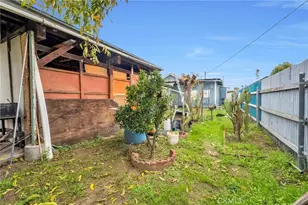 2463 Thompson, Selma, CA 93662 - Photo 30