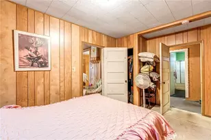 2463 Thompson, Selma, CA 93662 - Photo 12