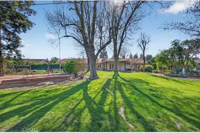 5867 E Club View, Fresno, CA 93727 - Photo 62
