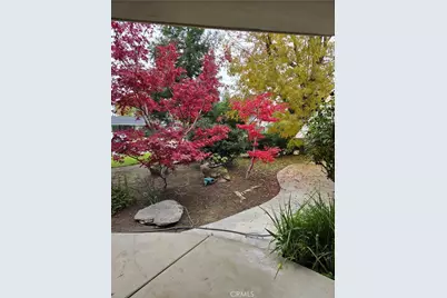 5867 E Club View, Fresno, CA 93727 - Photo 10