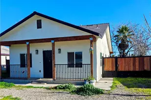 2425 S 10th St, Fresno, CA 93725 - Photo 18