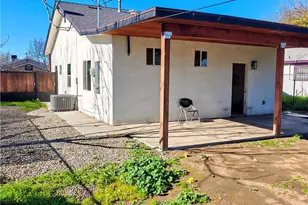 2425 S 10th St, Fresno, CA 93725 - Photo 14