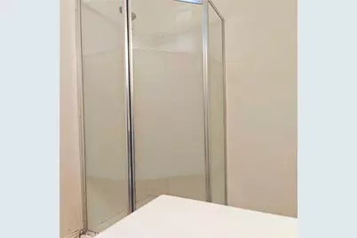 2425 S 10th Street, Fresno, CA 93725 - Photo 8