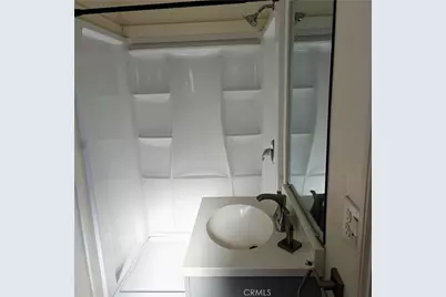 2425 S 10th Street, Fresno, CA 93725 - Photo 12