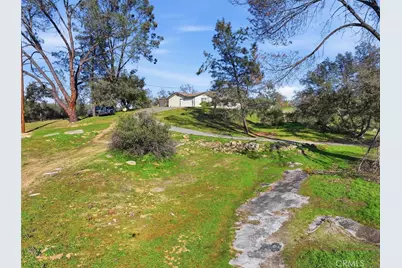29951 N Lilley Way, Coarsegold, CA 93614 - Photo 36