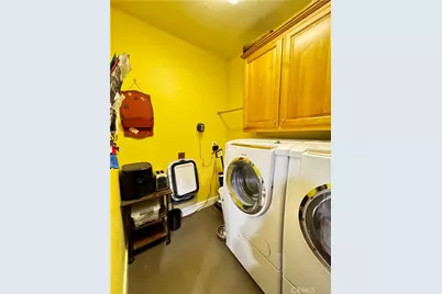 2945 W Vine, Visalia, CA 93291 - Photo 36