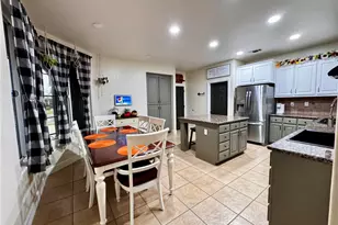 2945 W Vine, Visalia, CA 93291 - Photo 32