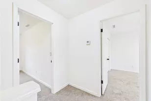 10781 N Windham Bay Cir, Fresno, CA 93730 - Photo 28