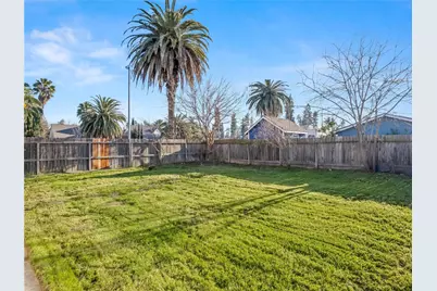 4359 W Cardiff, Fresno, CA 93722 - Photo 24