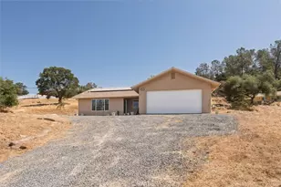 29215 Yosemite Springs, Coarsegold, CA 93614 - Photo 2