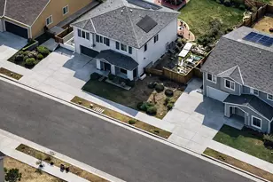 3935 E Myrtle Ave, Visalia, CA 93292 - Photo 4