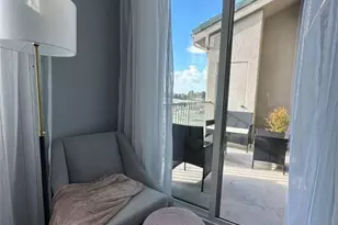 555 Maine Ave, Long Beach, CA 90802 - Photo 10