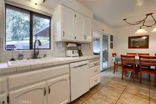 42583 Shady Ln, Oakhurst, CA 93644 - Photo 12