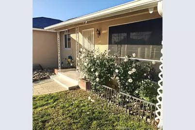 2615 N Bond Avenue, Fresno, CA 93703 - Photo 2