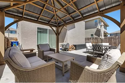 3780 Highclere, Clovis, CA 93619 - Photo 18