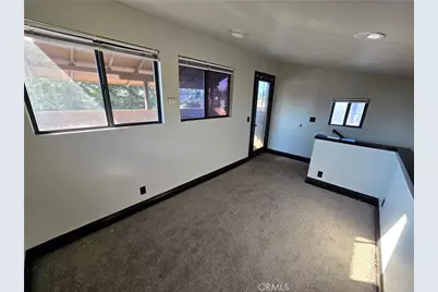 6569 N College Avenue, Fresno, CA 93704 - Photo 30