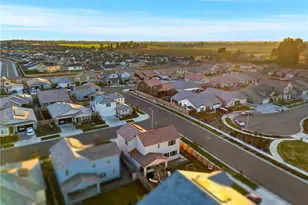 2566 Muscat, Hanford, CA 93230 - Photo 54