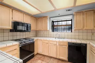 40557 Saddleback Rd, Bass Lake, CA 93604 - Photo 10