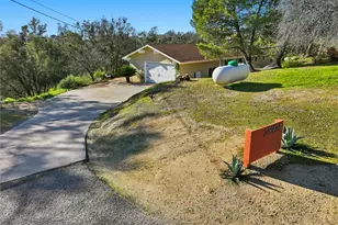 28924 Limestone Way, Coarsegold, CA 93614 - Photo 4