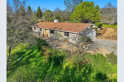 28924 Limestone Way, Coarsegold, CA 93614 - Photo 2