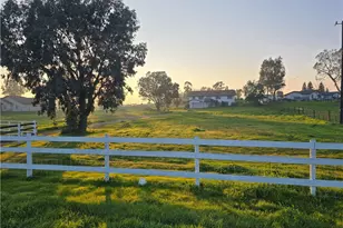15758 Mark, Madera, CA 93636 - Photo 2