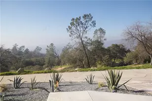 40275 Lilley Mountain, Coarsegold, CA 93614 - Photo 26