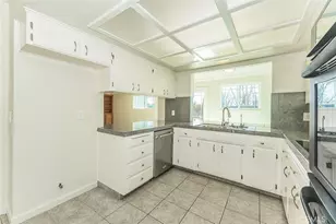 5840 E Illinois Ave, Fresno, CA 93727 - Photo 16