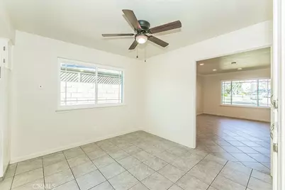 5840 E Illinois Avenue, Fresno, CA 93727 - Photo 12