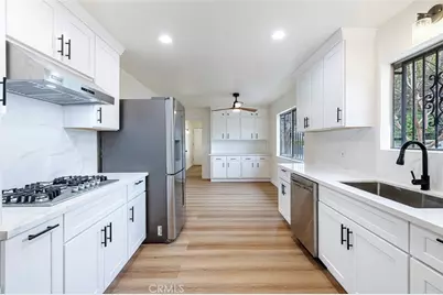 5167 E Balch Avenue, Fresno, CA 93727 - Photo 2