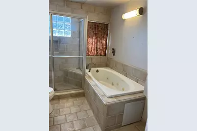 4069 N Sunnyside, Fresno, CA 93727 - Photo 8