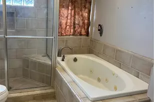 4069 N Sunnyside, Fresno, CA 93727 - Photo 8