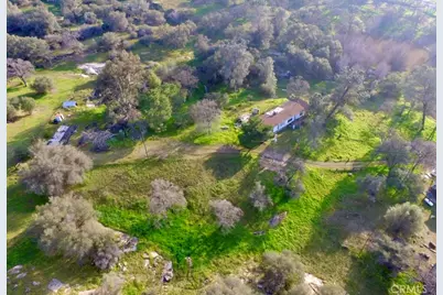 30517 Road 400, Coarsegold, CA 93614 - Photo 18