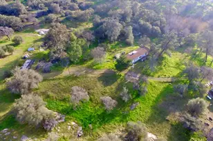 30517 Rd 400, Coarsegold, CA 93614 - Photo 18