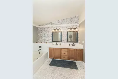 671 Cambria Lane, Lemoore, CA 93245 - Photo 24