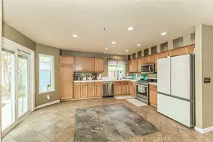 671 Cambria Ln, Lemoore, CA 93245 - Photo 12