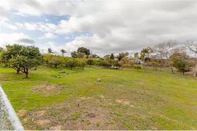 5027 Sleeping Indian, Fallbrook, CA 92028 - Photo 24