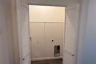 1105 E Orange St, Avenal, CA 93204 - Photo 16