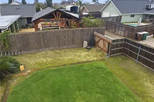 2637 Sandell, Kingsburg, CA 93631 - Photo 32