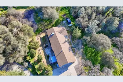 31135 Blue Jay Court, Coarsegold, CA 93614 - Photo 2