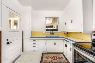 1912 N Vagedes, Fresno, CA 93705 - Photo 12