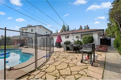 925 S Purdue Avenue, Fresno, CA 93727 - Photo 18
