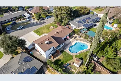 925 S Purdue Avenue, Fresno, CA 93727 - Photo 10