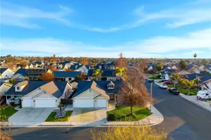 1095 W Saffron, Hanford, CA 93230 - Photo 8