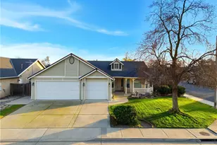 1095 W Saffron, Hanford, CA 93230 - Photo 6