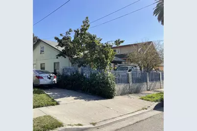 2104 Marengo Avenue, Altadena, CA 91001 - Photo 2