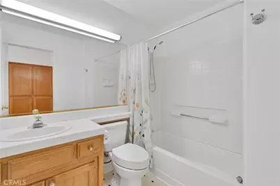 8590 N Sierra Vista, Fresno, CA 93720 - Photo 18